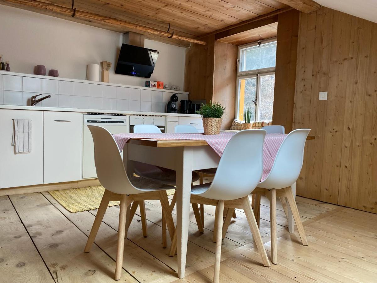 Haus La Punt, Savognin Apartment Rona Екстериор снимка