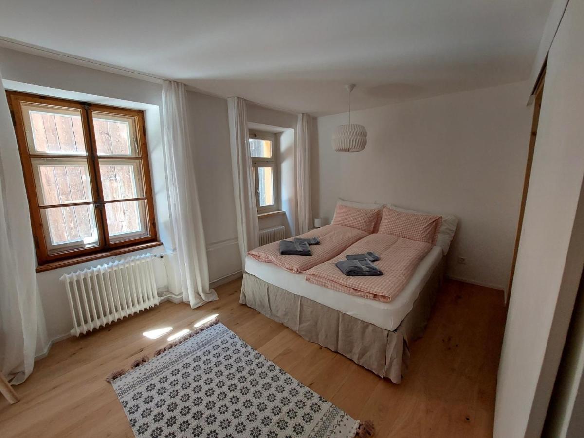 Haus La Punt, Savognin Apartment Rona Екстериор снимка