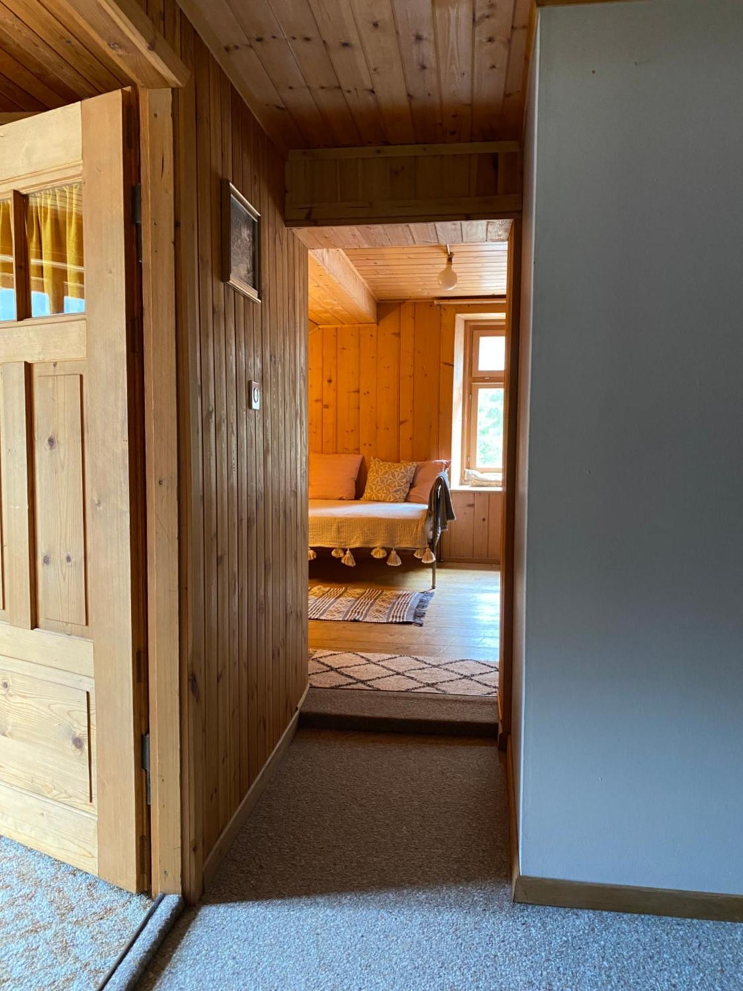 Haus La Punt, Savognin Apartment Rona Стая снимка