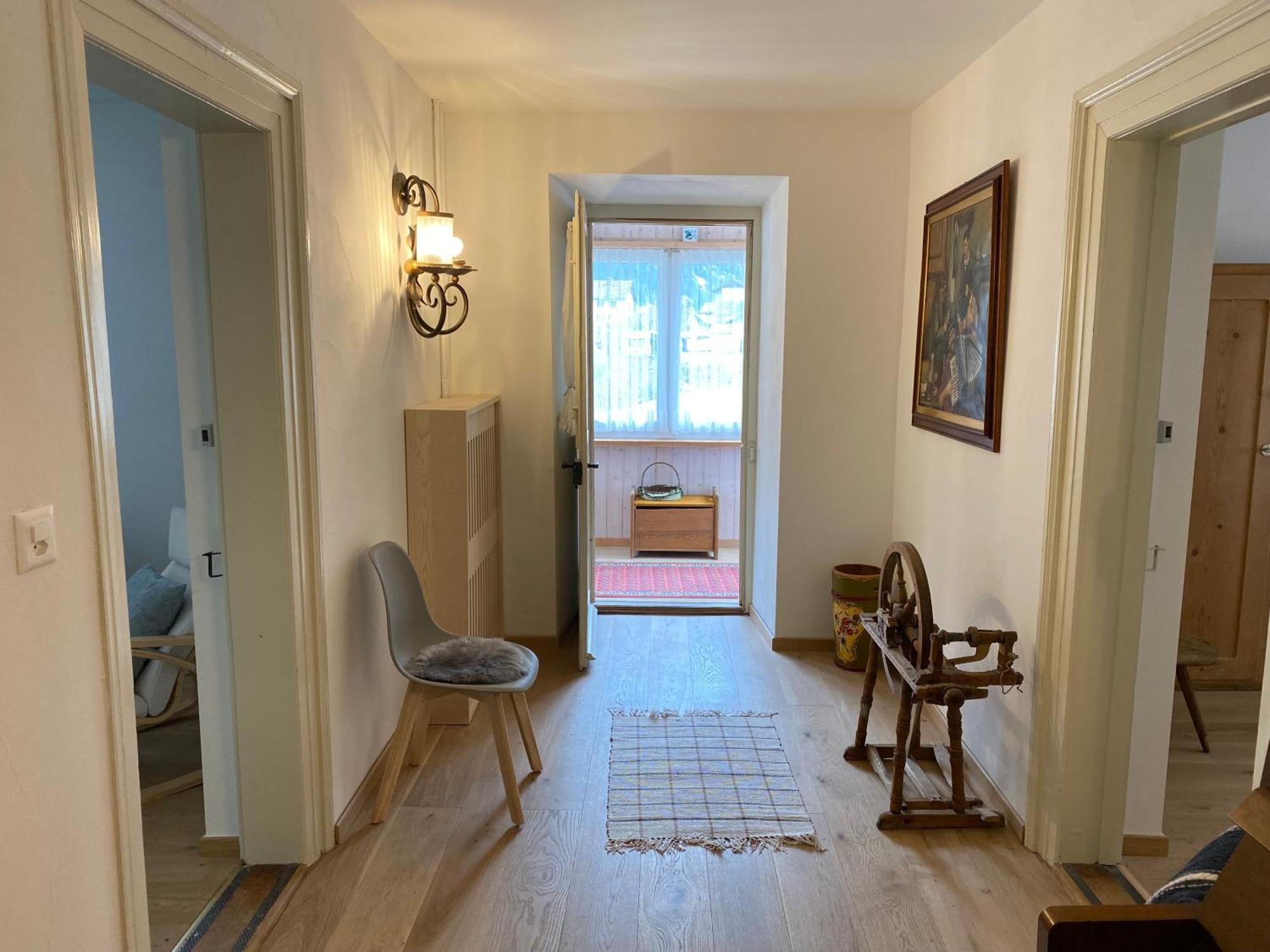 Haus La Punt, Savognin Apartment Rona Стая снимка
