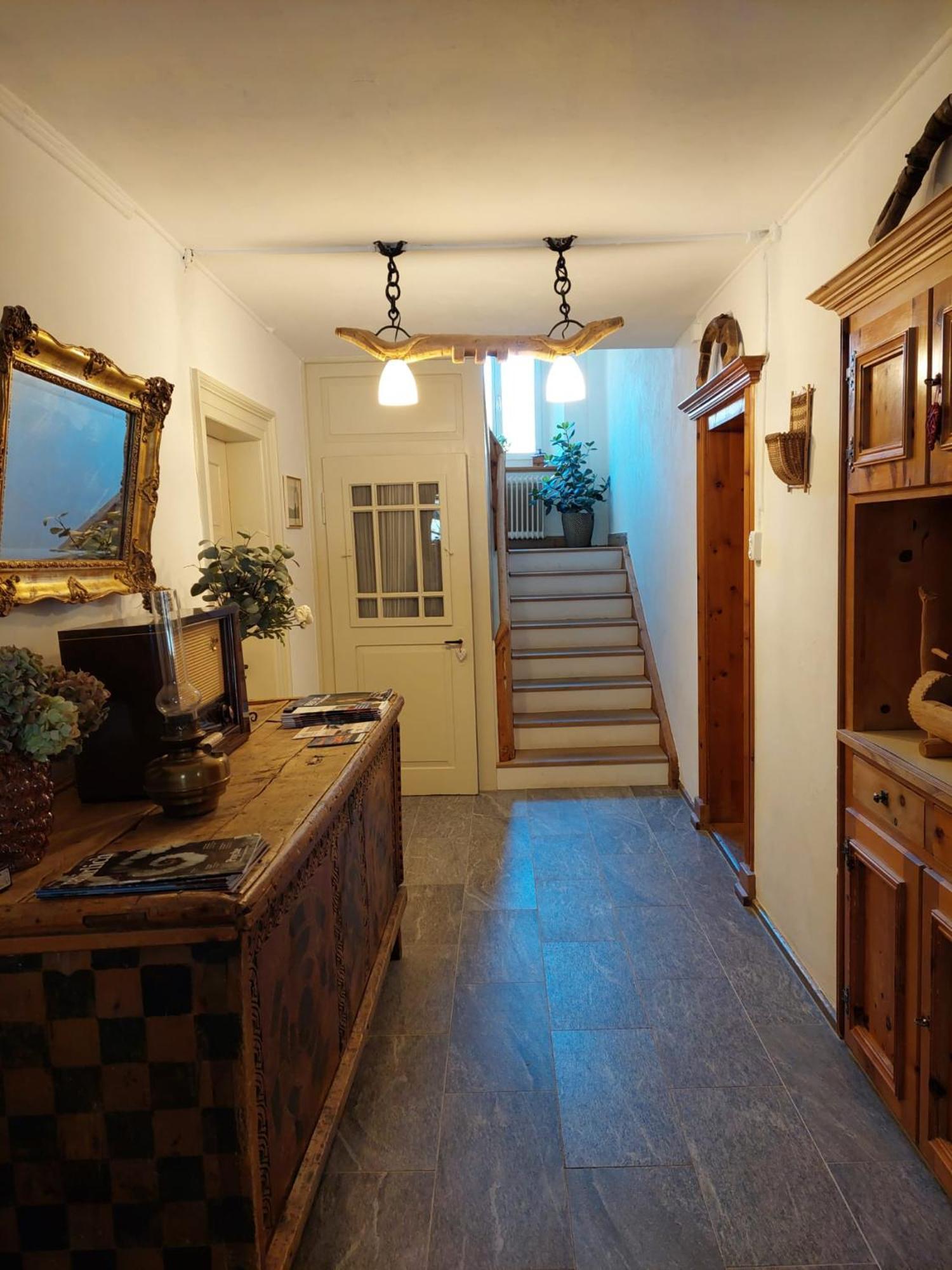 Haus La Punt, Savognin Apartment Rona Екстериор снимка
