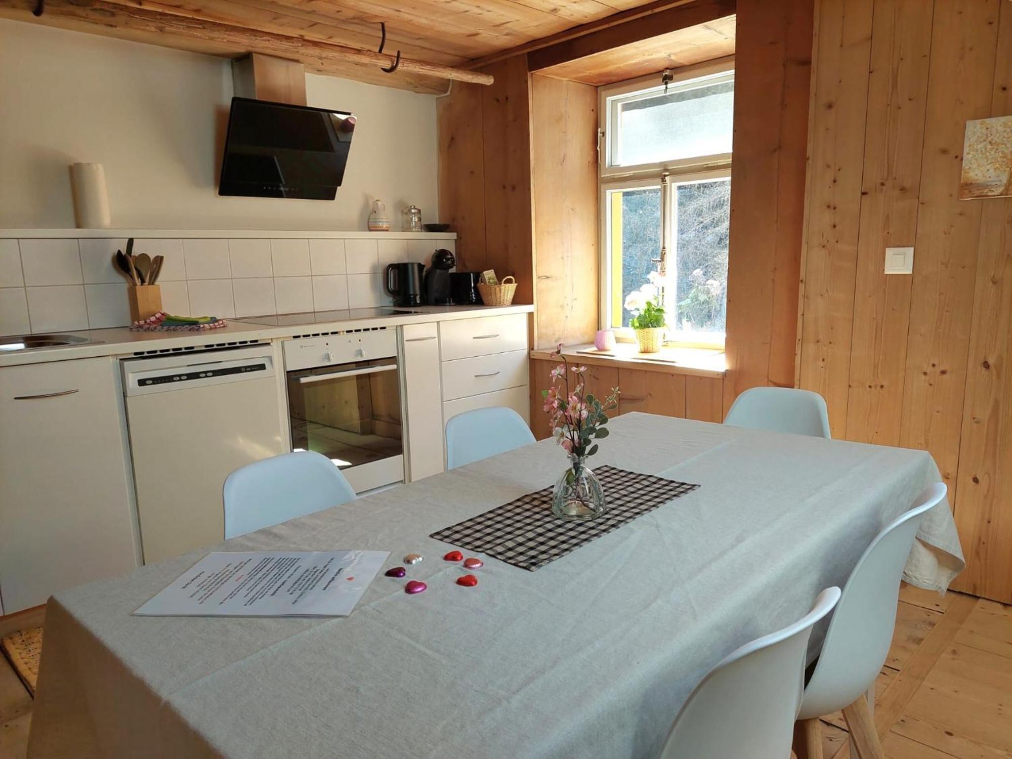 Haus La Punt, Savognin Apartment Rona Стая снимка